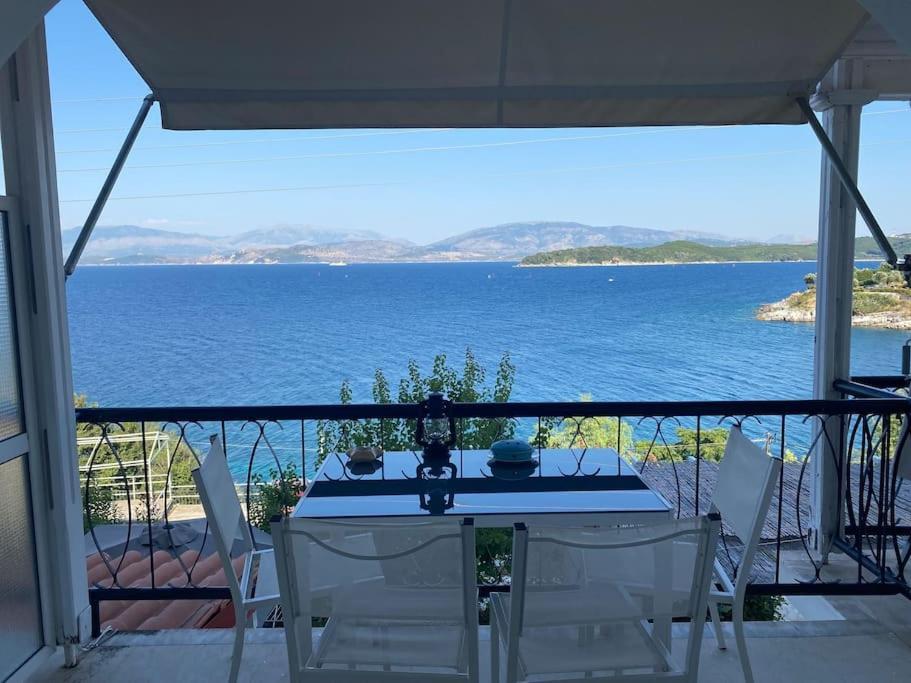 Summer Senses In Kassiopi Exterior photo